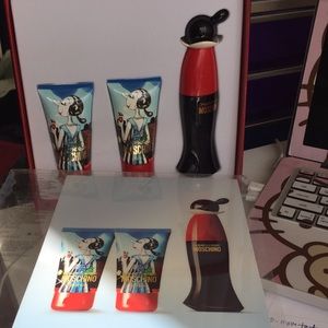moschino cheap and chic limited perfume set